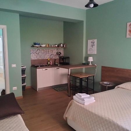 Incastro B&B In Crotone Eksteriør bilde