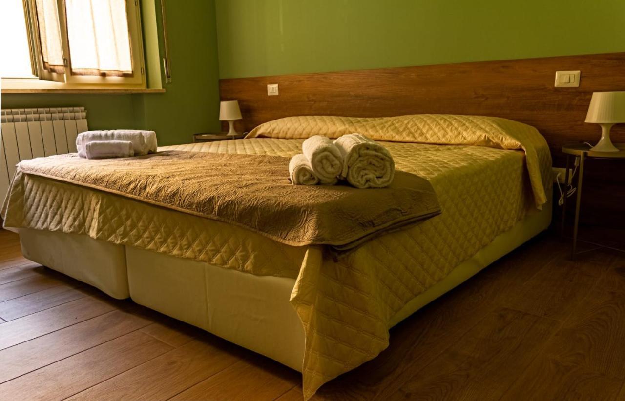 Incastro B&B In Crotone Eksteriør bilde